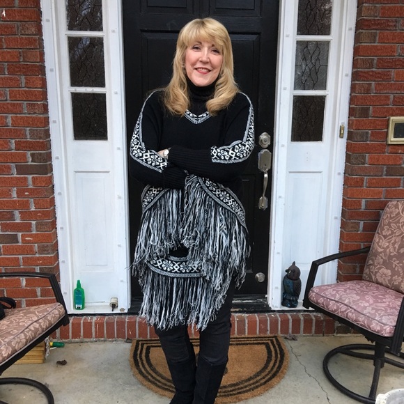 Meet your Posher, Sharon - Picture 1 of 1